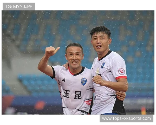 云南玉昆脚下节奏极稳，中段推进极具威胁