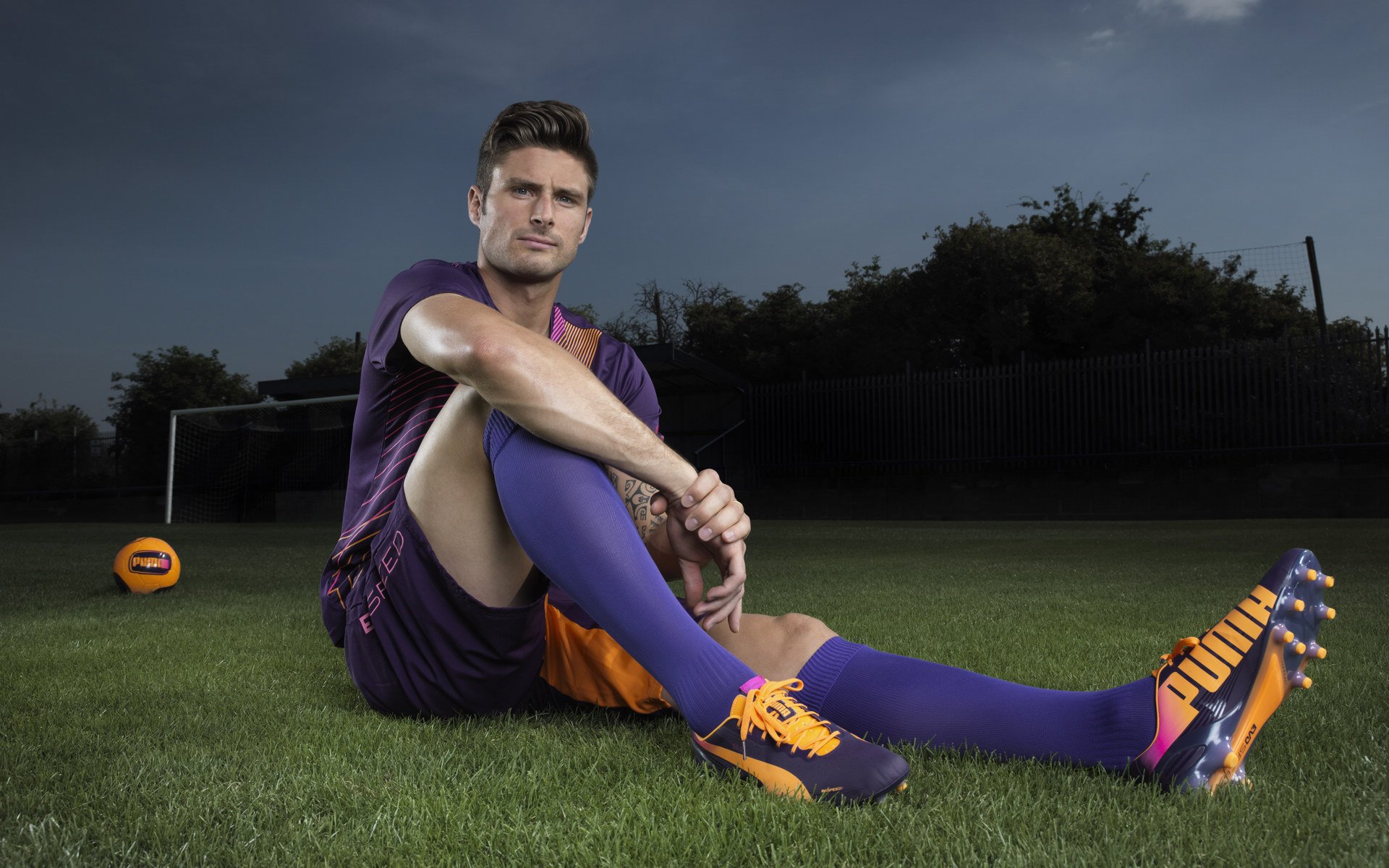 星空体育app体验棒-年轻后场组合是否能成为联赛爆点风格焦点，足坛年轻的后卫