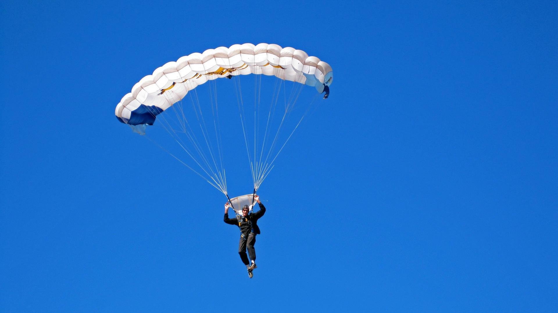 xingkong体育-弗赖堡边中结合形成有效进攻通道，弗赖堡位置